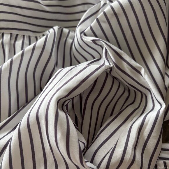 Zolucky Women's Midi Dress Sz Large White w/ Gray Pin Stripes Side Pockets Soft - Picture 10 of 12